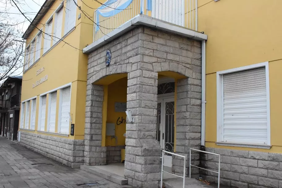 ESCUELA