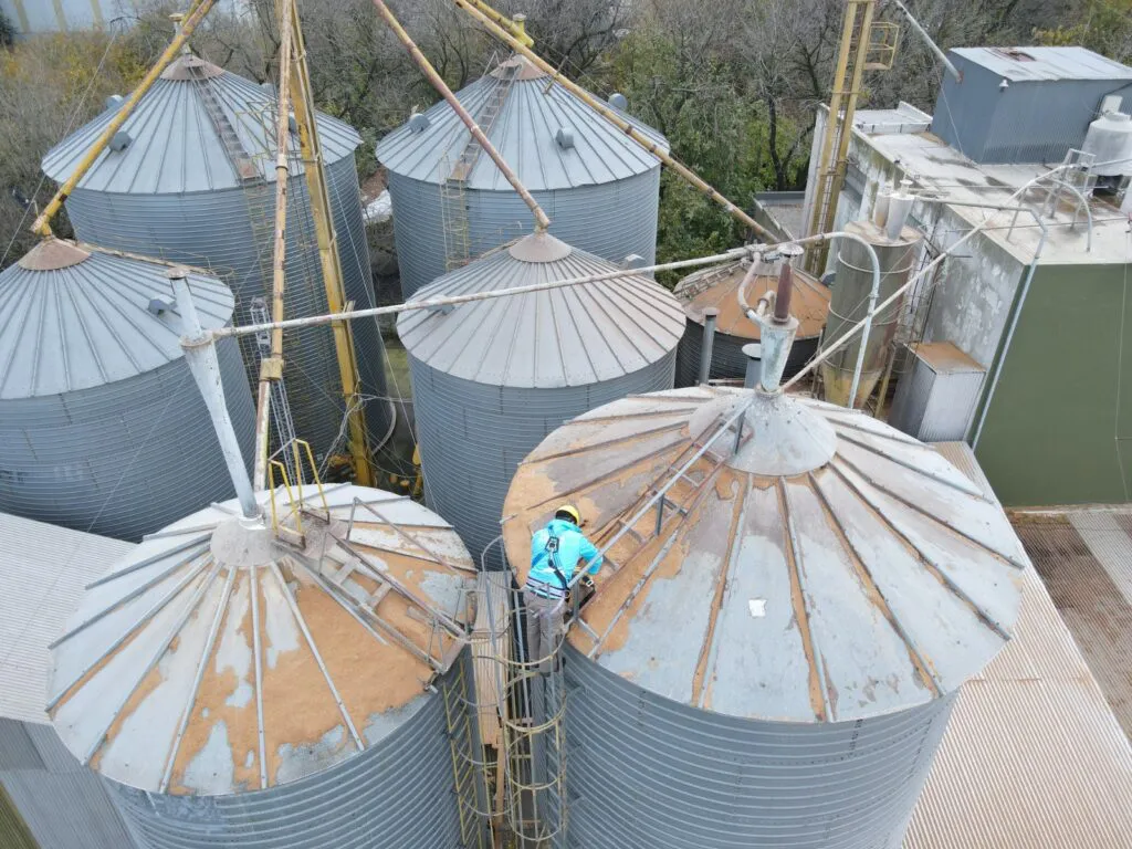 Silos-1024x768