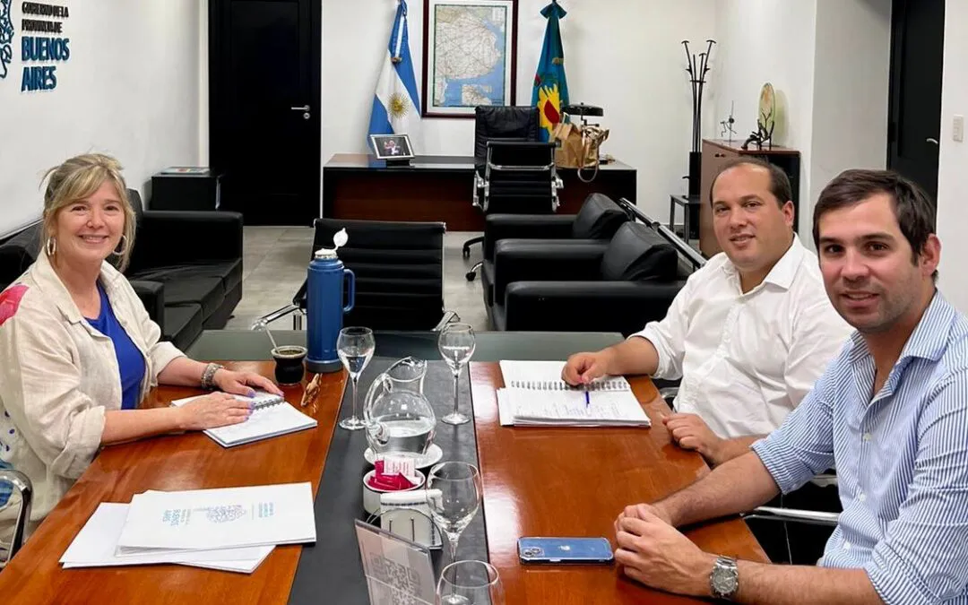 Intendente-con-Cristina-Alvarez-Rodriguez-1080x675