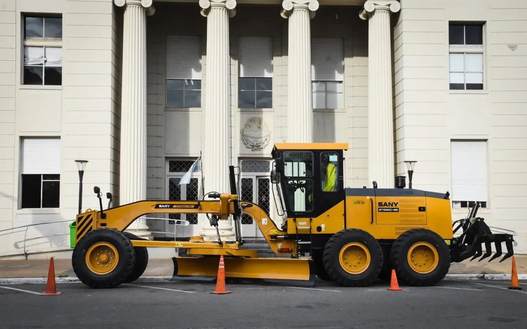 Motoniveladora-2-1080x675