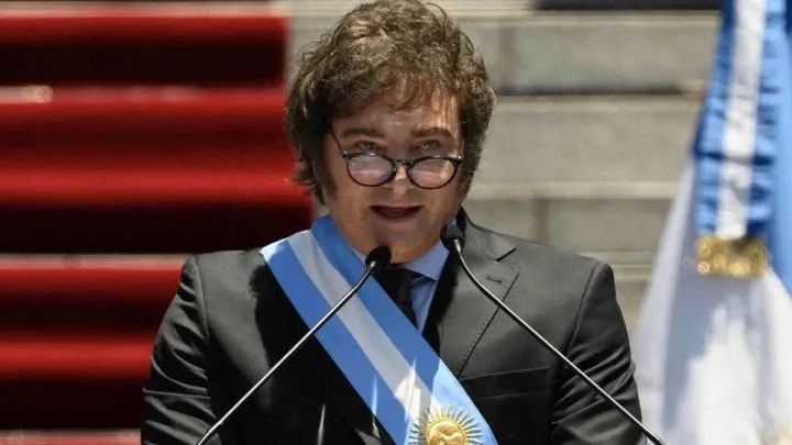 asuncion-presidencial-javier-milei-20231210-1716171
