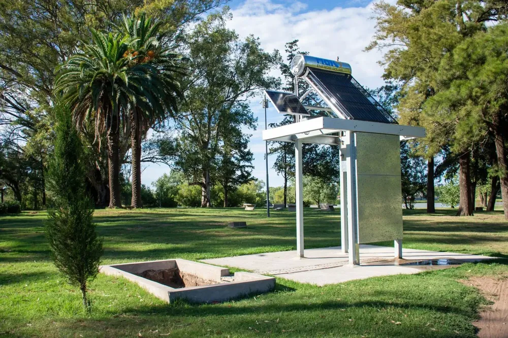 88f05993-e3da-413c-a78a-ed75847a647b