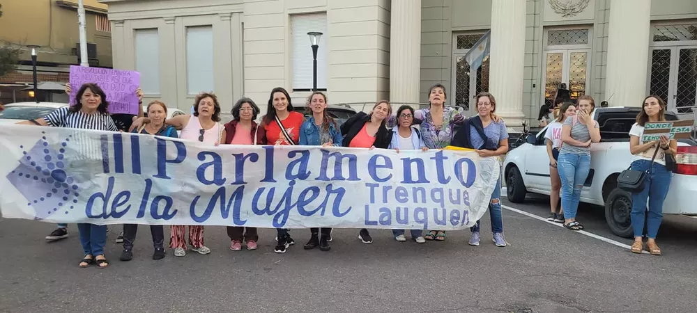 parlamento de la mujer